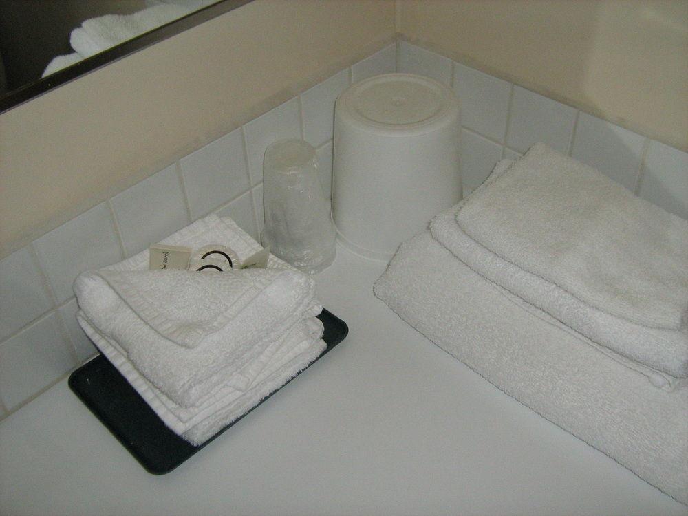 Stoke Hotel Surestay Collection By Best Western 雷夫尔斯托克 外观 照片