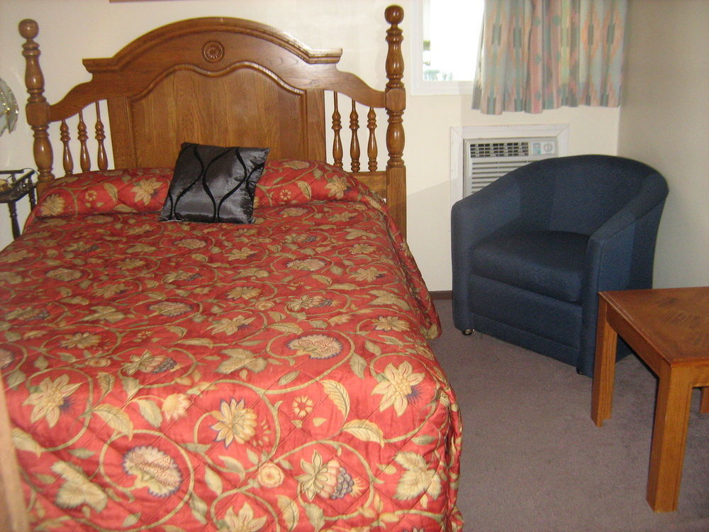 Stoke Hotel Surestay Collection By Best Western 雷夫尔斯托克 外观 照片