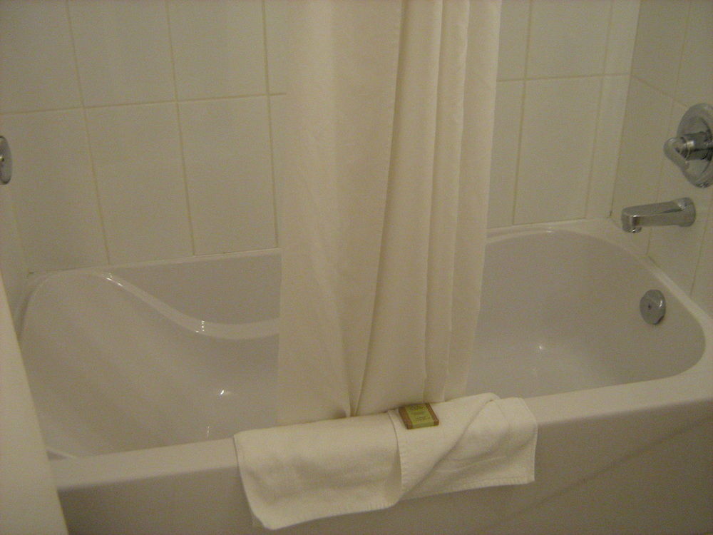 Stoke Hotel Surestay Collection By Best Western 雷夫尔斯托克 外观 照片